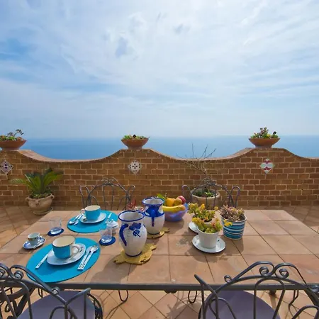 Casa vacanze Sleeps 3 Air Con Wifi