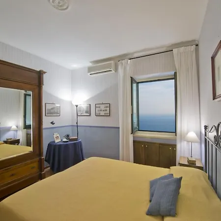 Sleeps 3 Air Con Wifi * Praiano