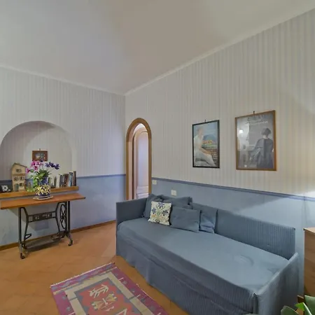 Casa vacanze Sleeps 3 Air Con Wifi Praiano